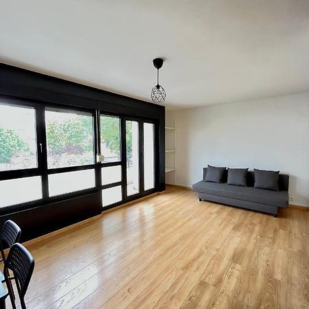 Ponsardin- Appartement Avec Balcon Et Parking Reims Exterior photo