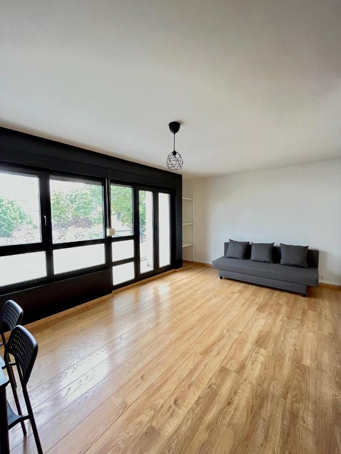 Ponsardin- Appartement Avec Balcon Et Parking Reims Exterior photo